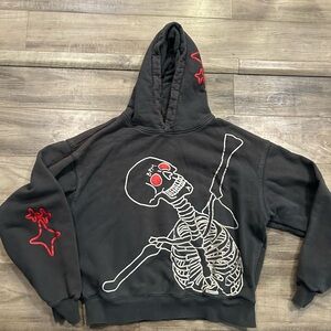 listing-status-banner